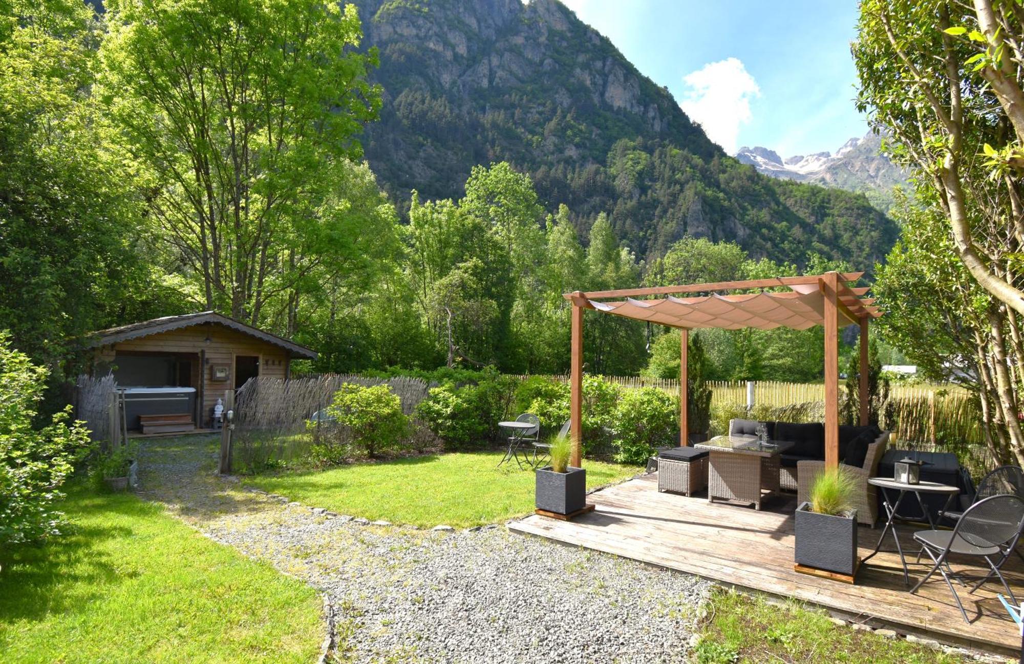 לינה וארוחת בוקר Le Bourg-dʼOisans La Cle Des Bois מראה חיצוני תמונה